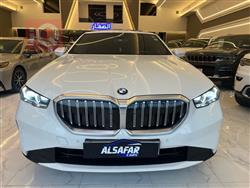 بی ئێم دەبڵیو سیریەس 5